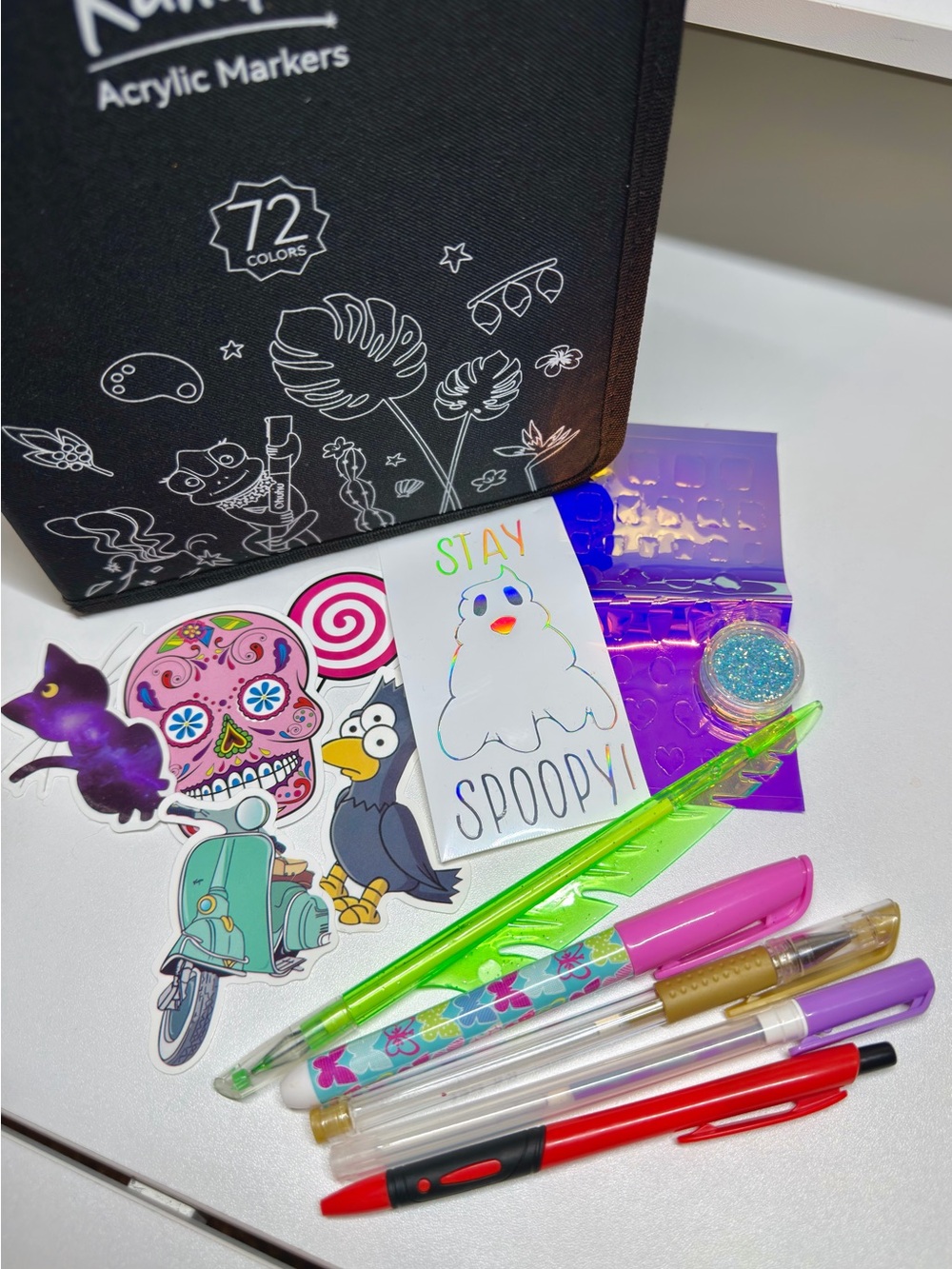 Ohuhu Kahuku 72 Color Acrylic Paint Marker Set + Art Supply Extras FREE GIFTS